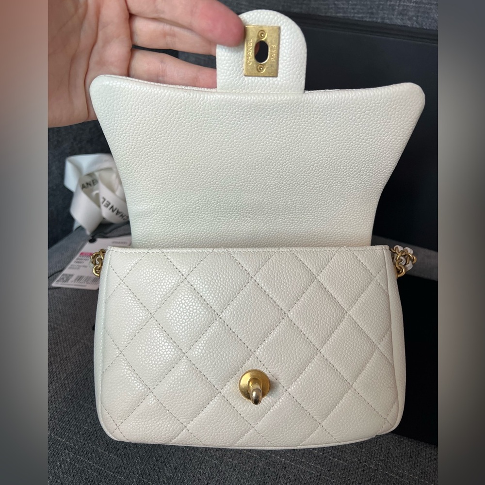 Chanel flap bag Chain soul mini caviar white - Picture 7 of 16
